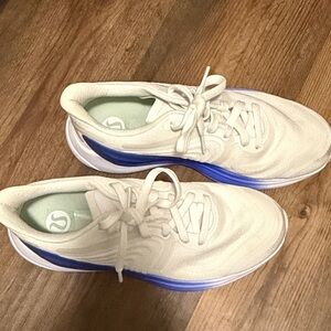 Lululemon tennis shoes